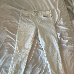 Gap true skinny white jeans